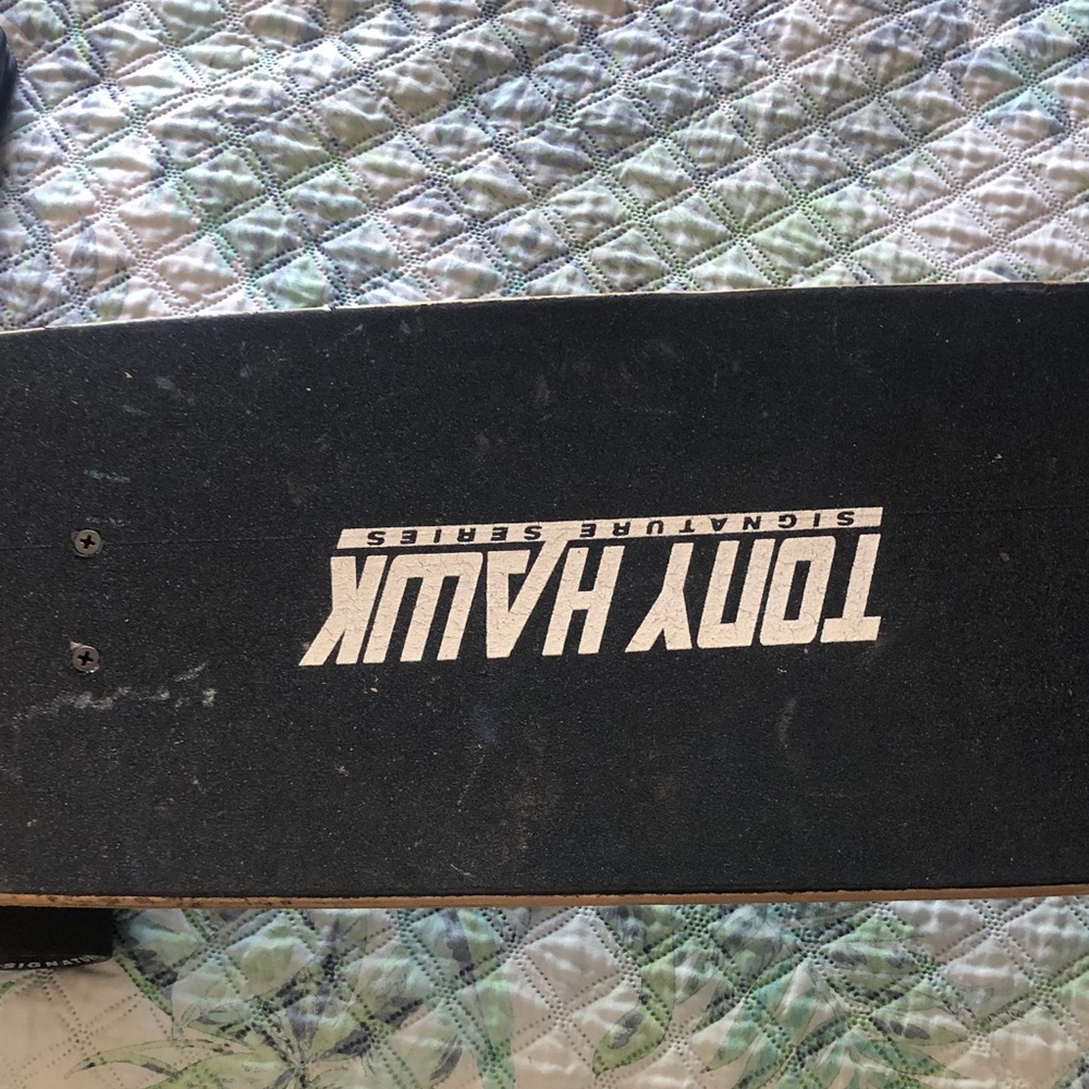 Tony Hawk skateboard image